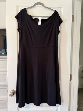 LOFT Black Fit-and-Flare Dress with Cap Sleeves w/ Scallop Neck Size 18 NWT